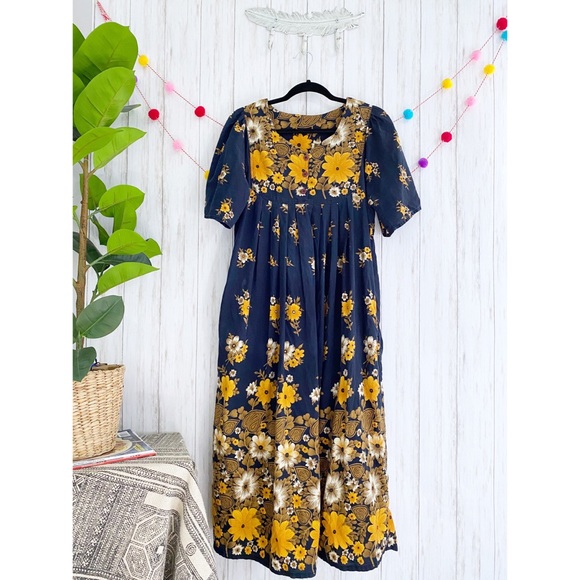Vintage Dresses & Skirts - Vintage boho floral maxi SMALL